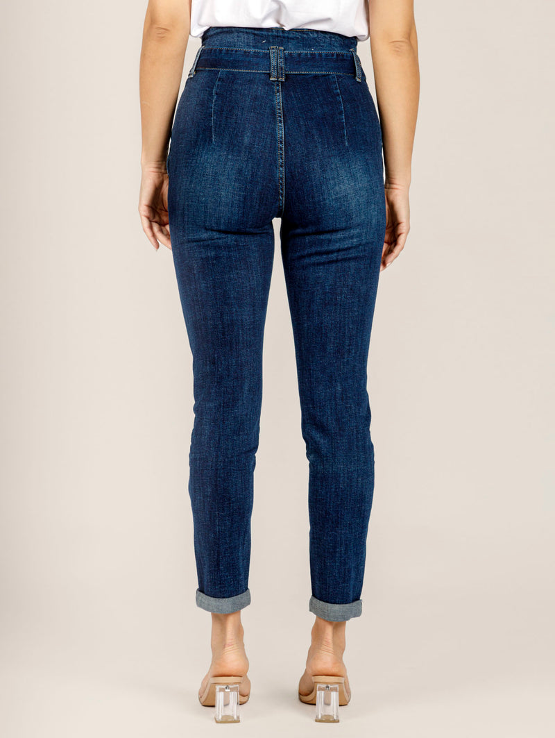 BRIANNA High-waist belted blue jeans